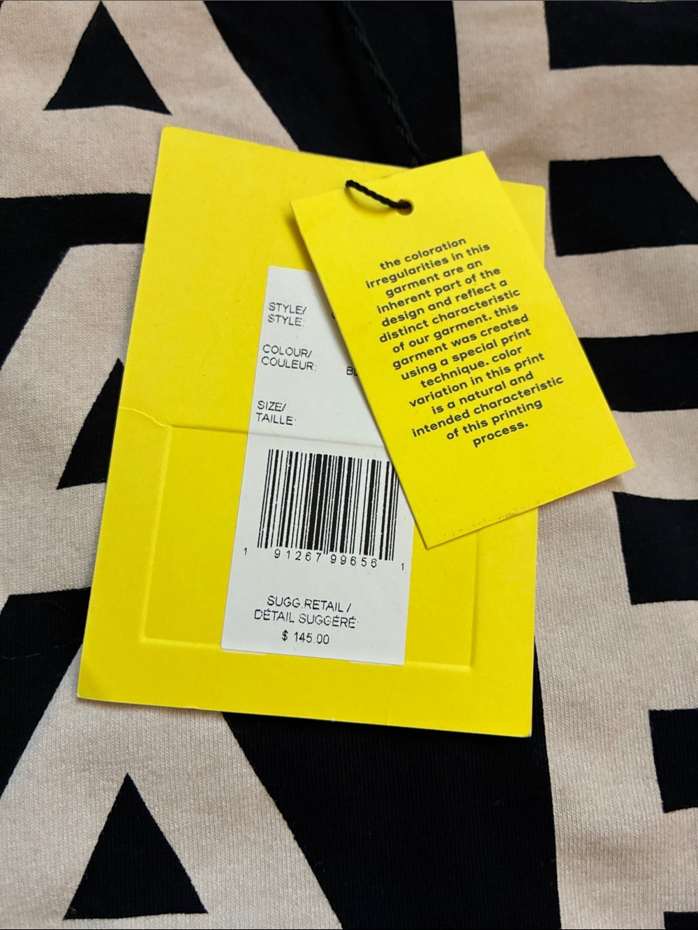 Marc Jacobs Black Tee with Cream Logo Columns - Picture 4 of 4